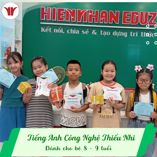 Tiếng Anh Flyers Up+ C